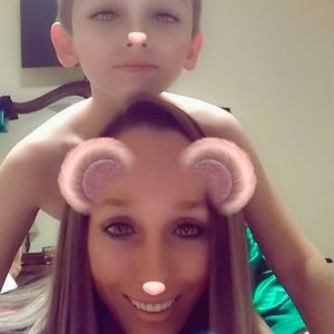 Meet your Posher, Chrissy